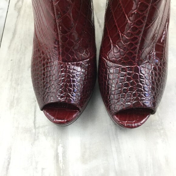 White House Black Market Crocodile Paulette Wine Peep Toe Booties 7 - Picture 6 of 14